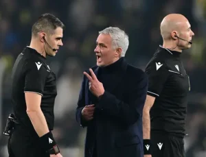UEFA’dan Mourinho’ya ceza
