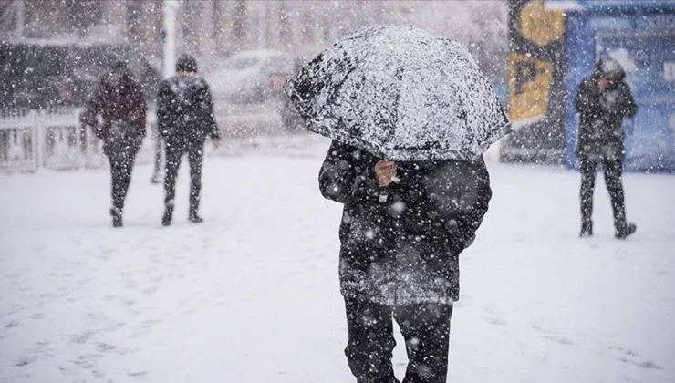 Meteoroloji Uyardı: Hava Sıcaklıkları Düşüyor, Kar Beklentisi Var