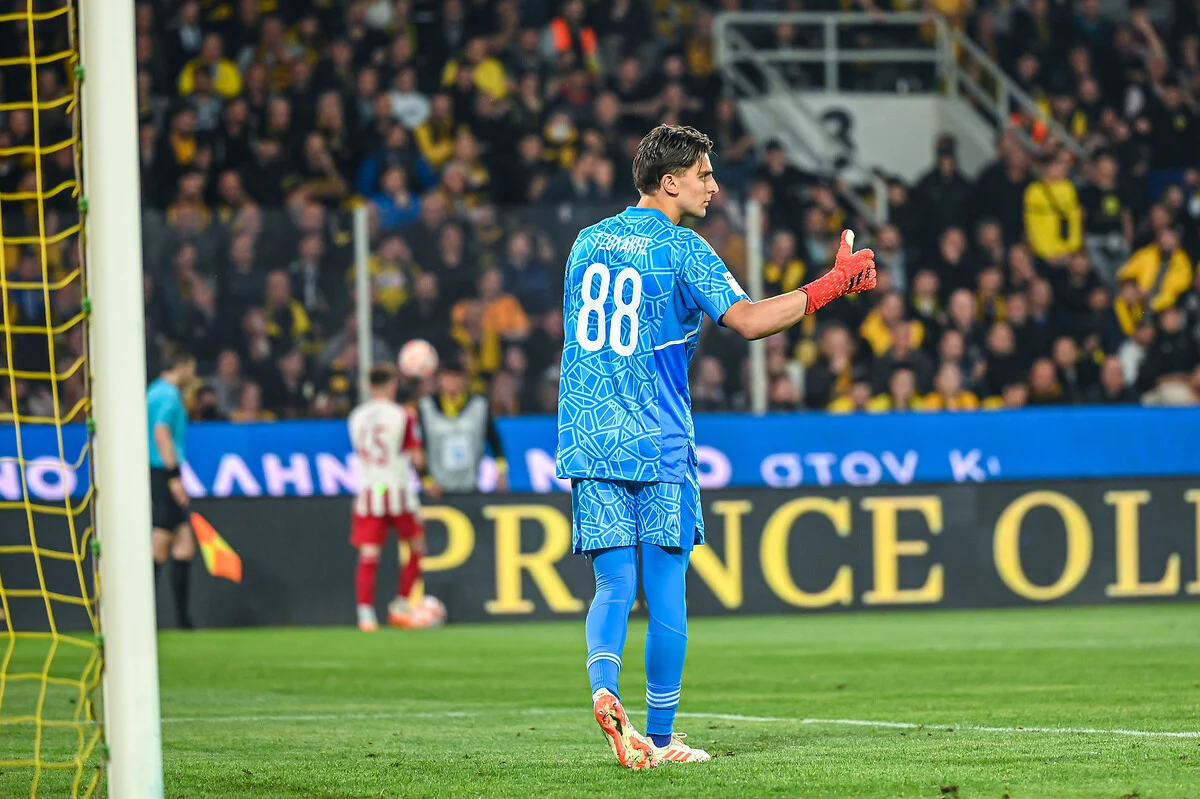 Galatasaray Kalecisini Buldu mu?