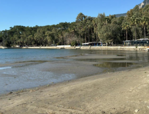 İzmir’de Deniz Neden Çekildi? Tsunami mi Geliyor?