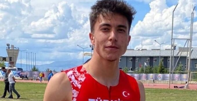 Oğuz Uyar’dan ABD’de Türkiye Rekoru