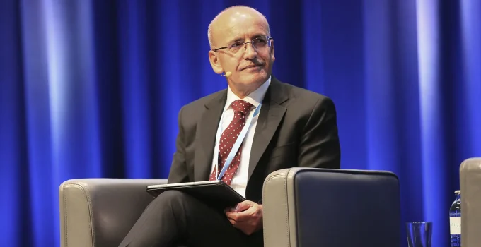 Mehmet Şimşek: Kur hedefimiz yok, program işe yaradıkça yükselişi tolere edebiliriz