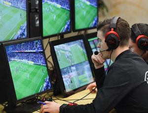 VAR Sistemi Nedir? Futbol Maçlarında Nasıl Uygulanır?