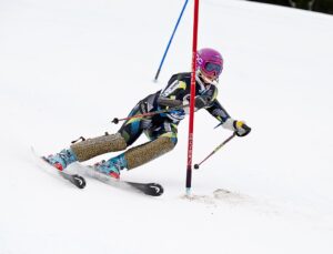 Alp Disiplini Kayakta Yarış Türleri Nelerdir? Slalomdan Süper-G’ye Kurallar ve Farklar