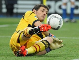 Futbolda Neden Bazı Takımlar Kaptanı Kaleci Olarak Seçer?