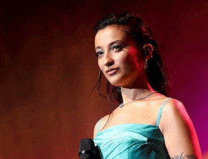 Melike Şahin Kimdir?