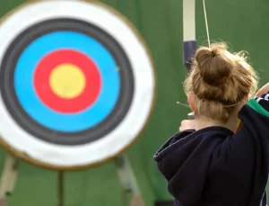 Okçulukta Puanlama Nasıl Yapılır? Hedef Sistemi ve Yarışma Kuralları