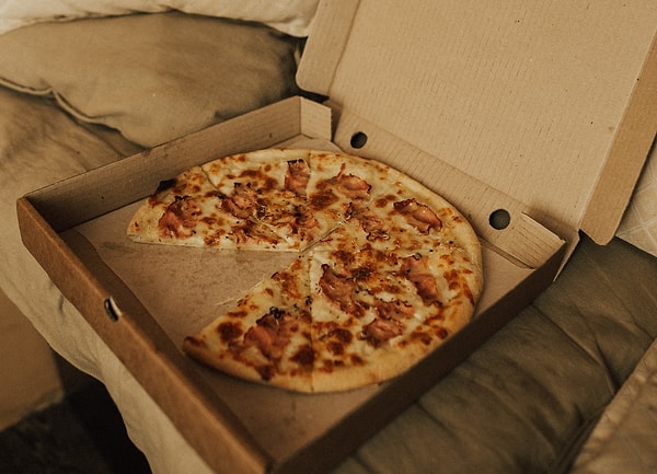 Rüyada Boş Pizza Kutusu Görmek Ne Anlama Gelir