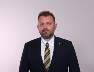 Selahattin Baki Kimdir? Fenerbahçe Yönetiminde Öne Çıkan İsim