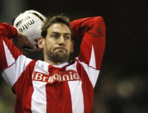 Taç Atışı Nedir? Kuralları, Uygulama Şekli ve Sık Yapılan Hatalar