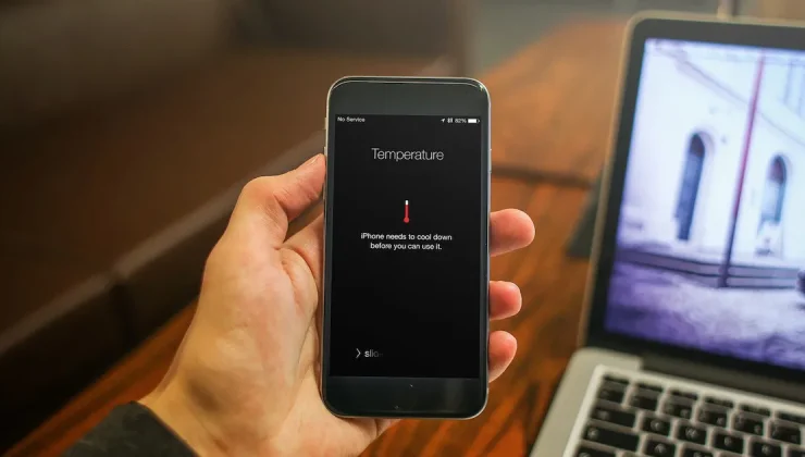 Telefonun Aşırı Isınmasının 2025’te En Yaygın 8 Nedeni ve Çözüm Yolları