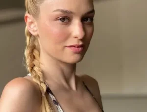 Nilperi Şahinkaya Kimdir?