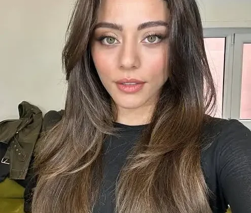 Sıla Türkoğlu Kimdir?