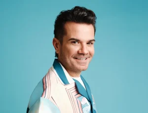 Kenan Doğulu Kimdir?