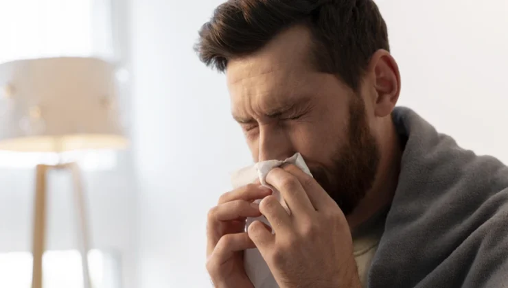 Burun Tıkanıklığına Ne İyi Gelir? 2025 Güncel Evde Tedavi Yöntemleri