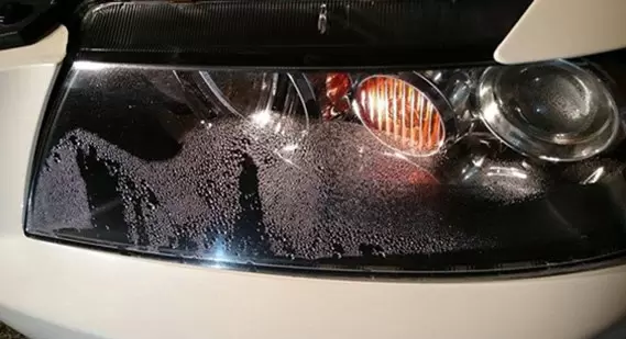 Araba Farları Neden Buhar Yapar?